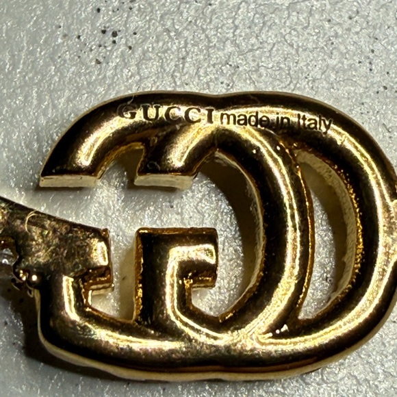 Authentic Gucci - Elegant Gold Hoop Earrings - Picture 4 of 6